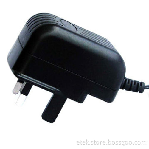 AC/DC Switching Adapter with 90 to 264V AC Input Voltage and 0.25A Input Current Range